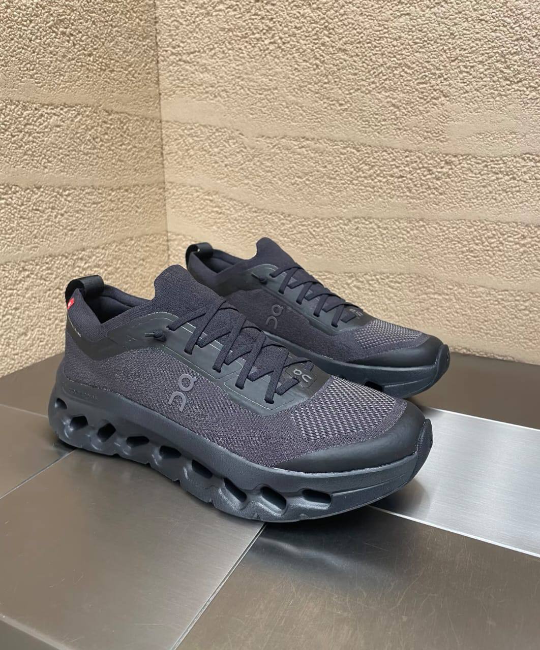 On Cloud Shoes - 