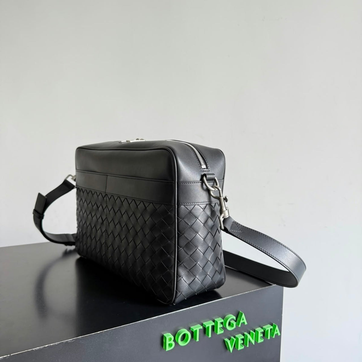 Bottega Veneta Camera Crossbody Bag - Black