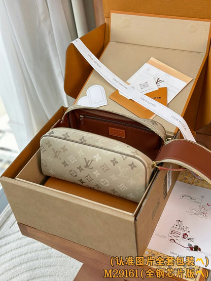 Louis Vuitton Wash Bag - Beige