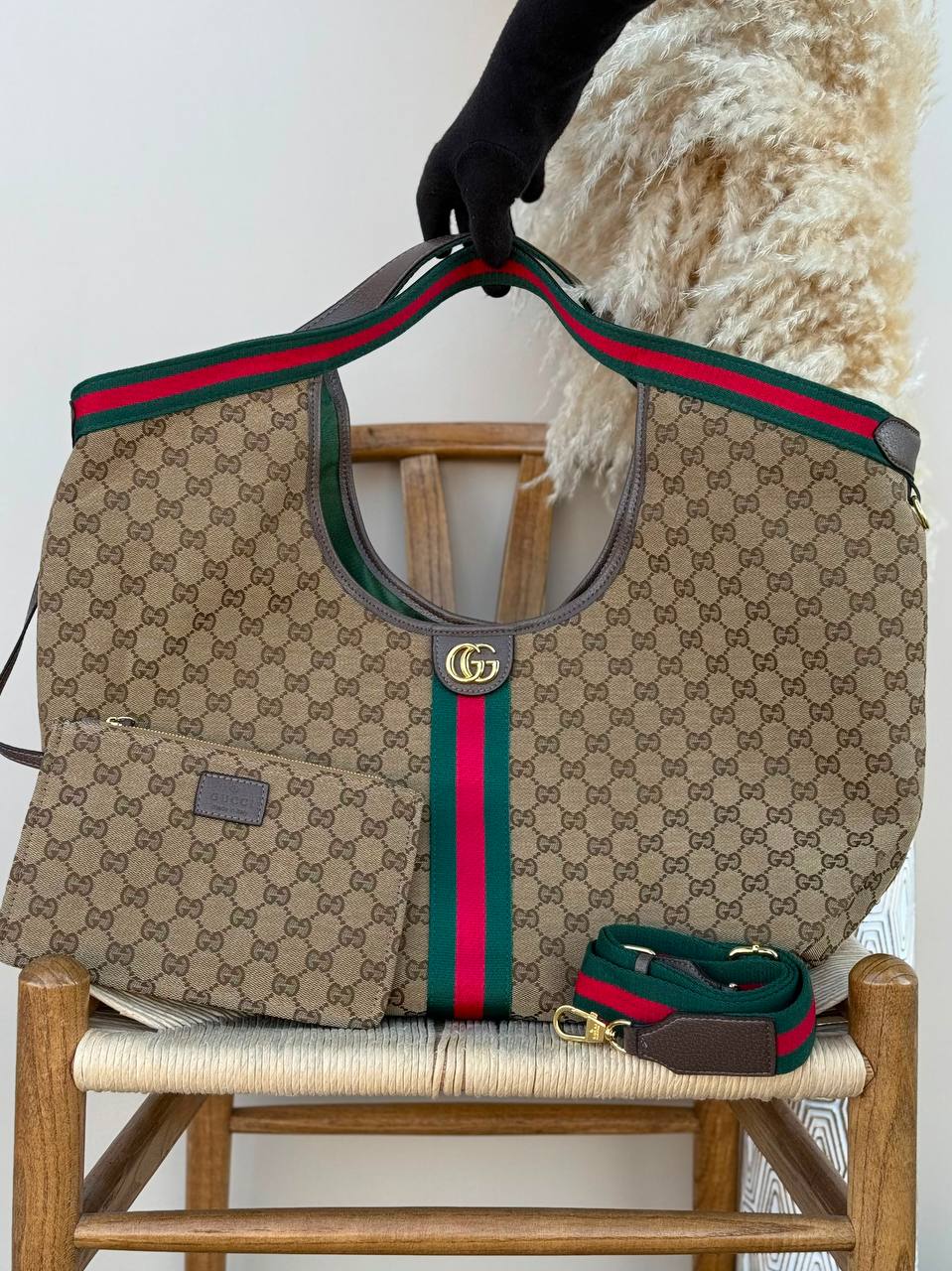 Gucci Shoulder Bag - 
