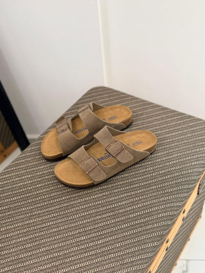 Birkenstock Slippers - Beige