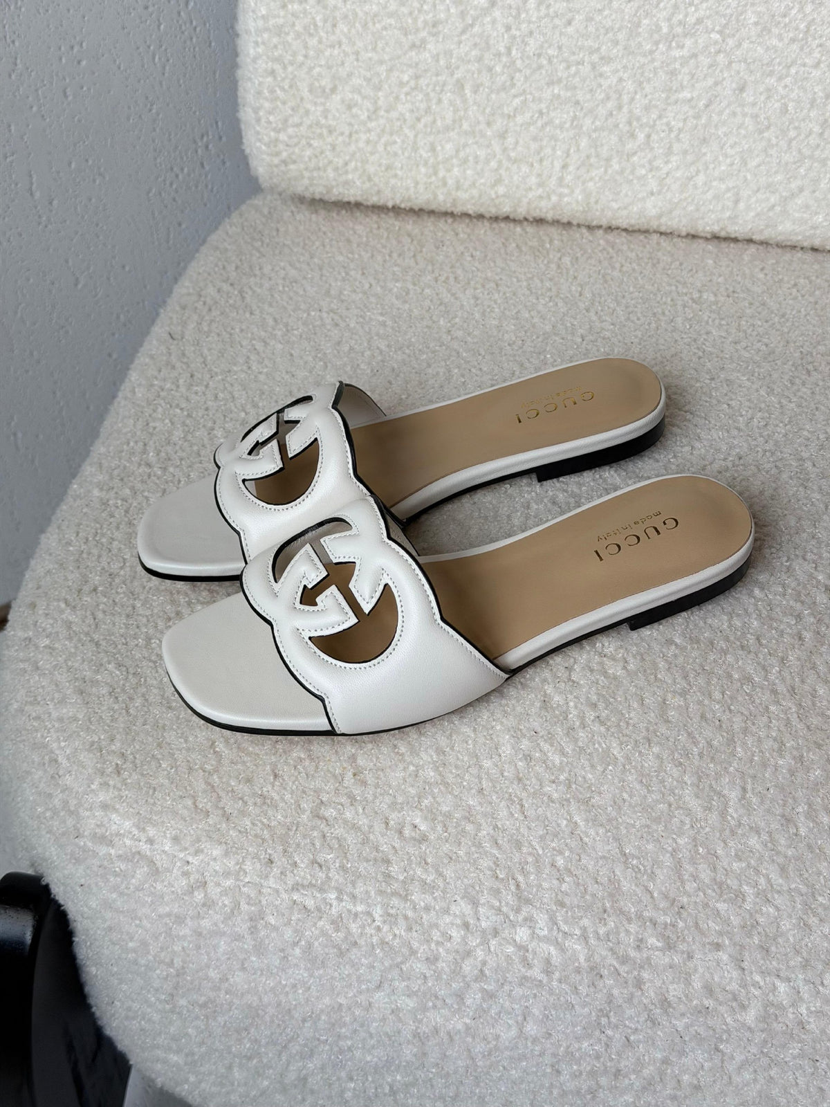 Gucci Slippers - White