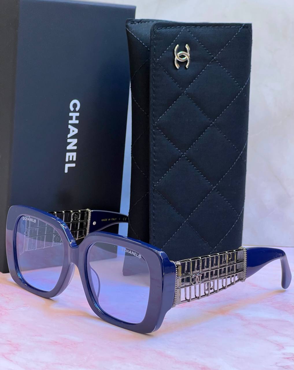 Chanel - 
