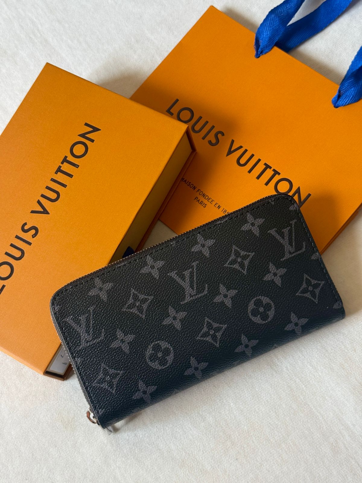 Louis Vuitton Wallet - Black, Dark Grey, Brown Checker, Brown Monogram