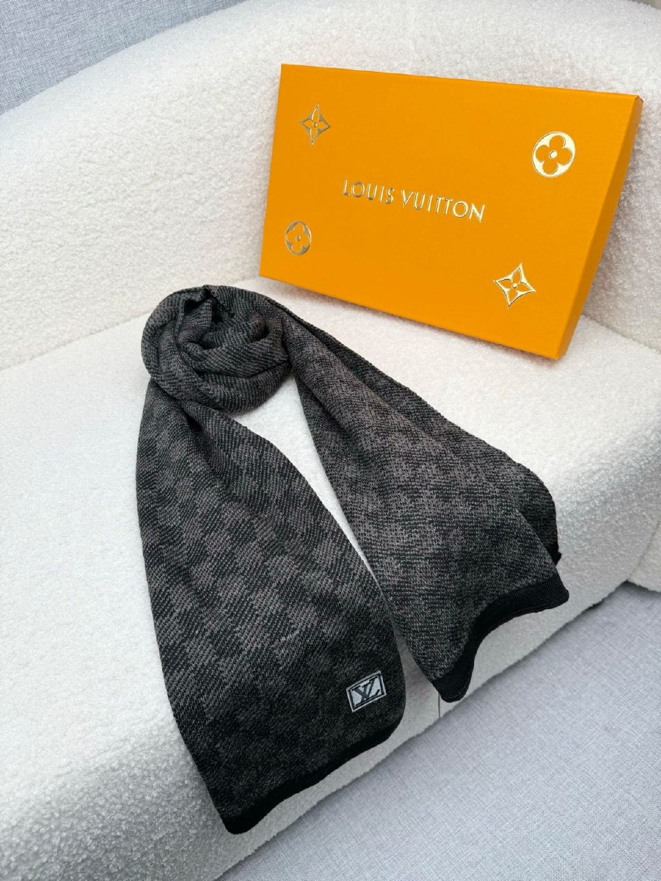 Louis Vuitton Patterned Scarf - Dark Grey