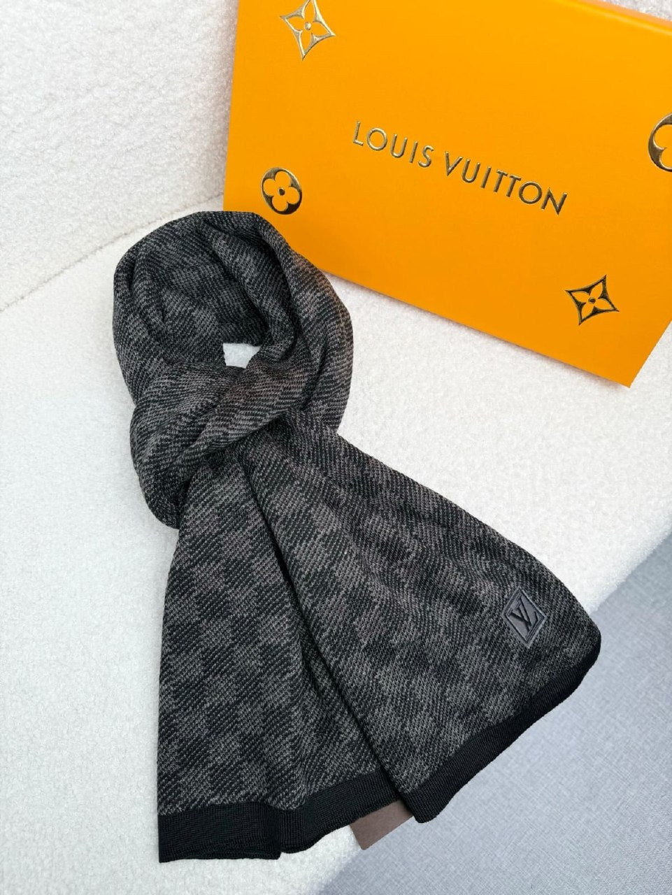 Louis Vuitton Patterned Scarf - Dark Grey