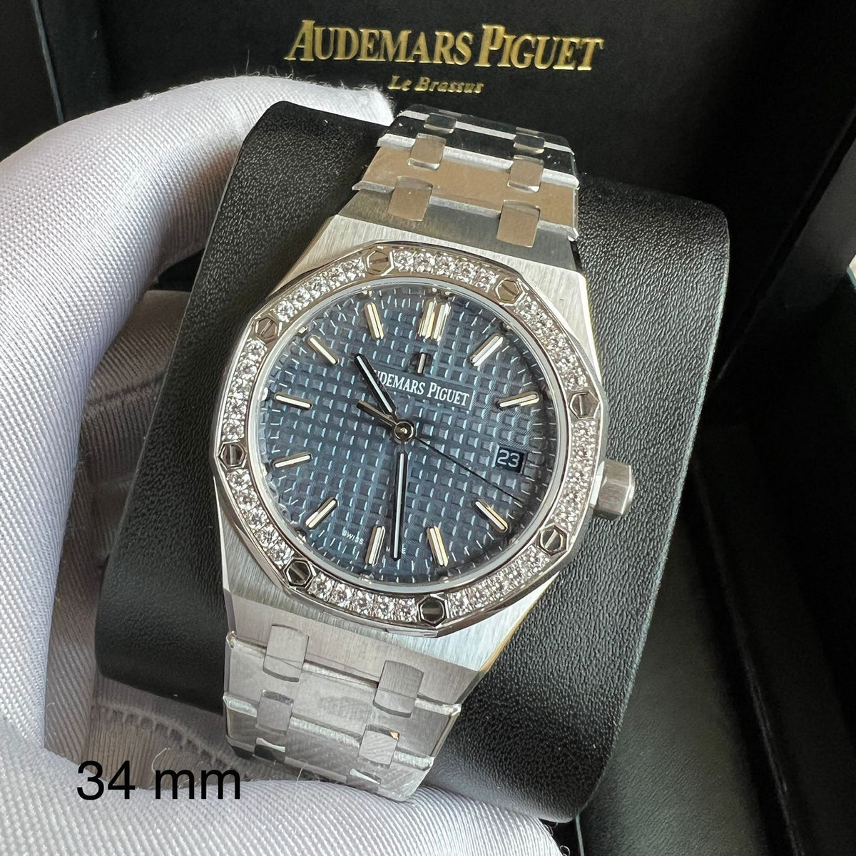 Audemars Piguet Royal Oak Watch - 