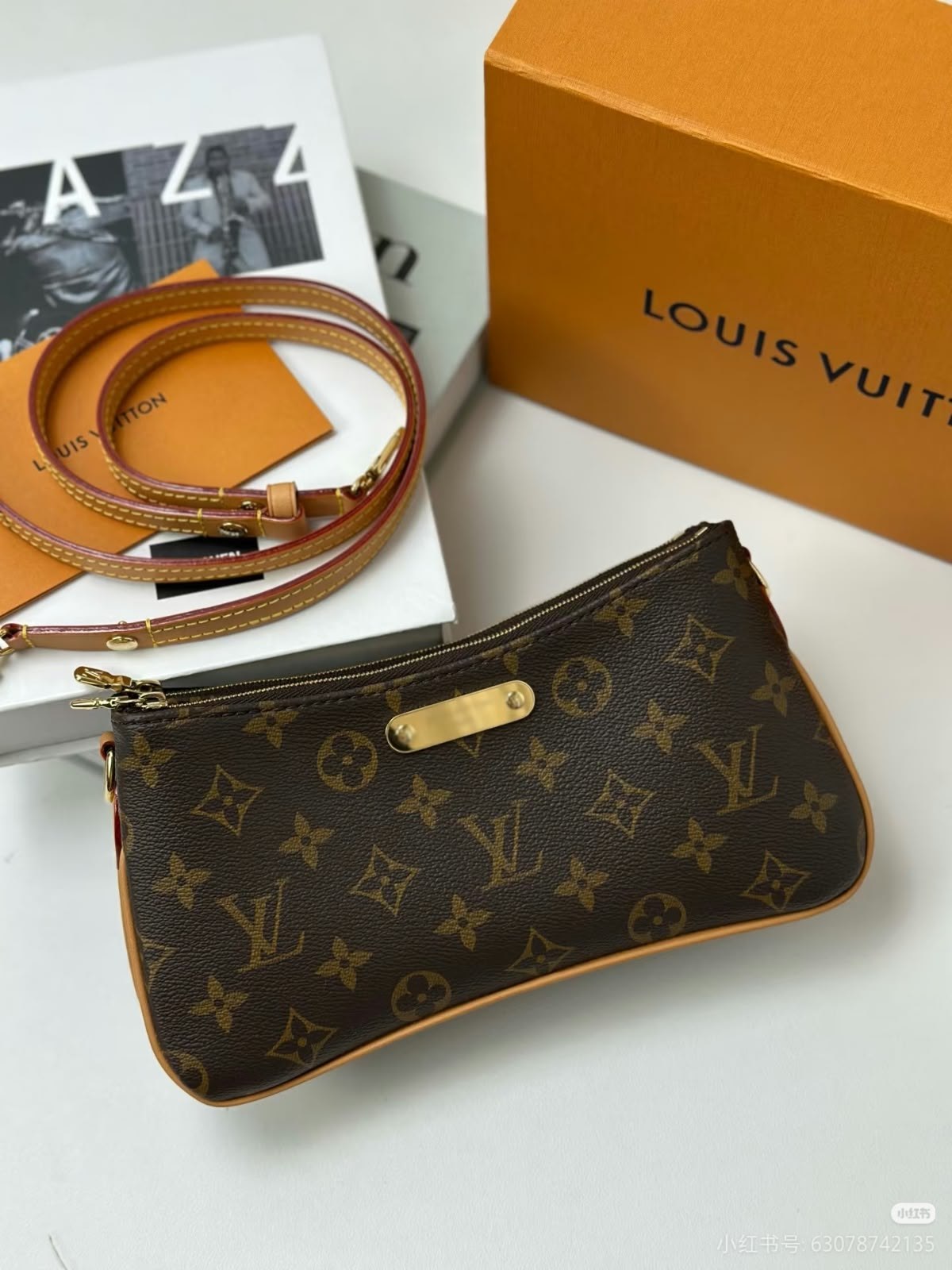 Louis Vuitton Curved-Zip Shoulder Bag - Brown Monogram
