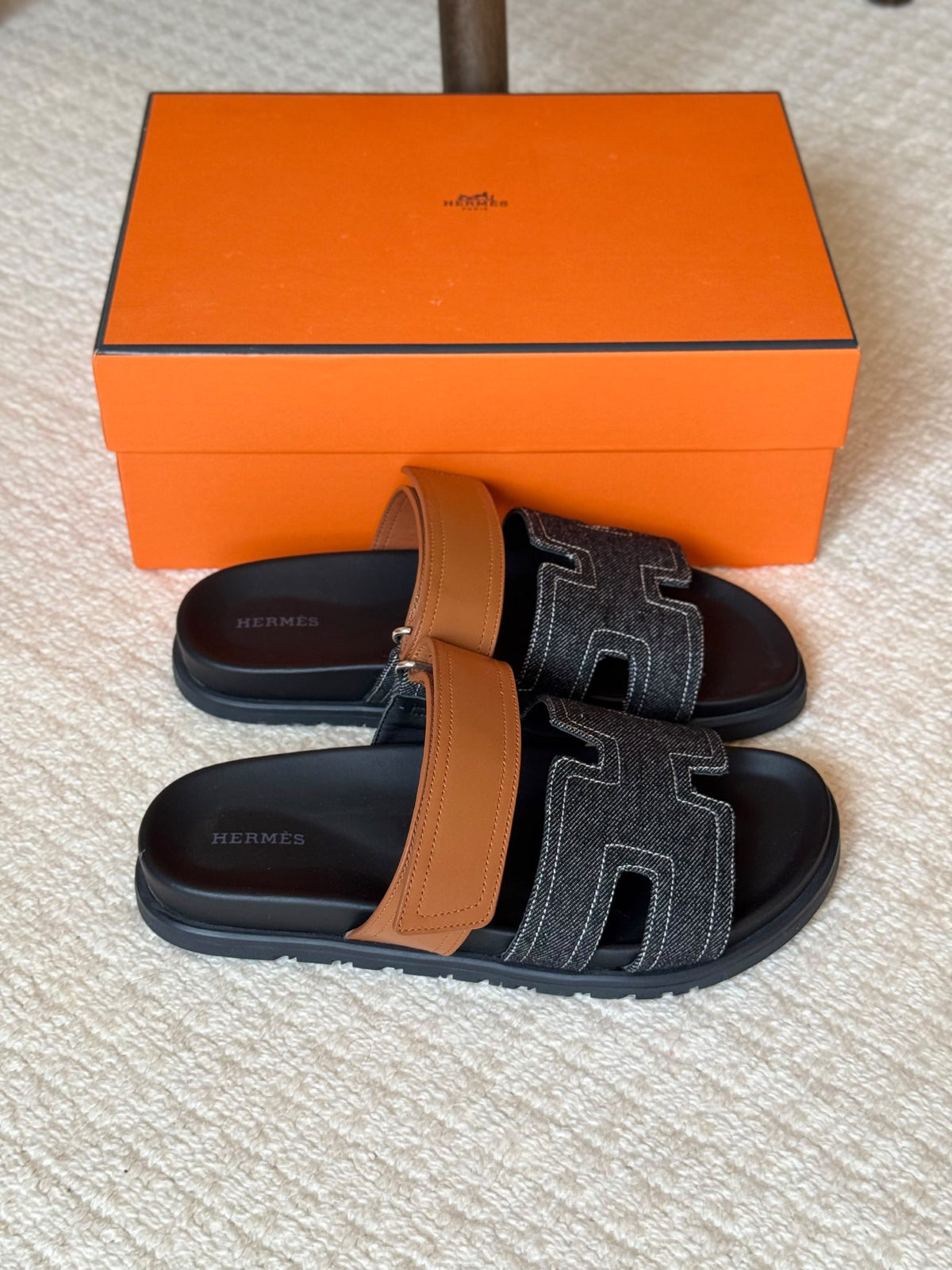 Hermès Slippers - Black & Brown