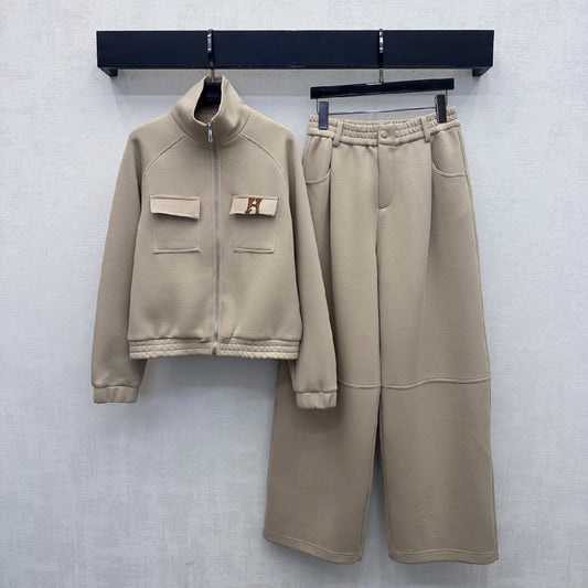 Hermès Tracksuit - Beige, Navy