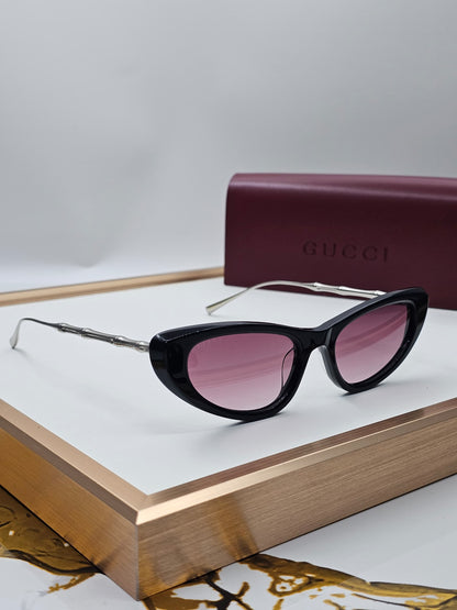 Gucci Sunglasses - Black & Pink