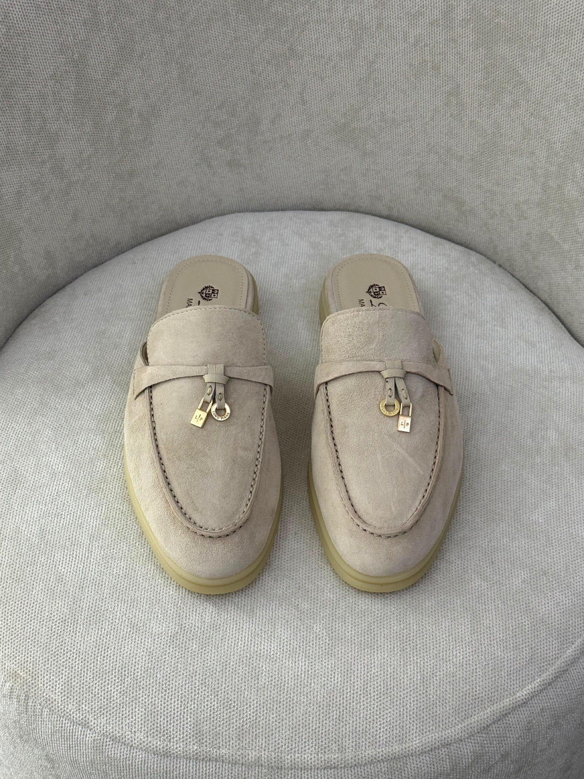 Loro Piana Mule - Beige