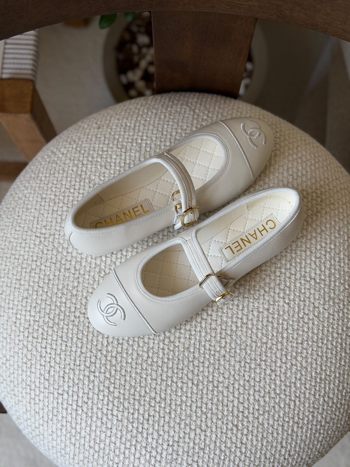 Chanel Ballerina - White
