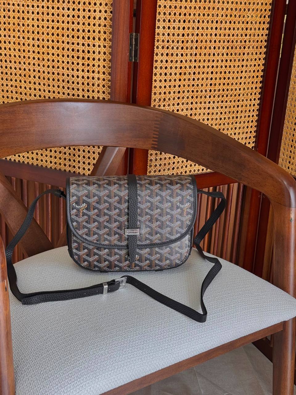 Bottega Veneta Sling Bag - 