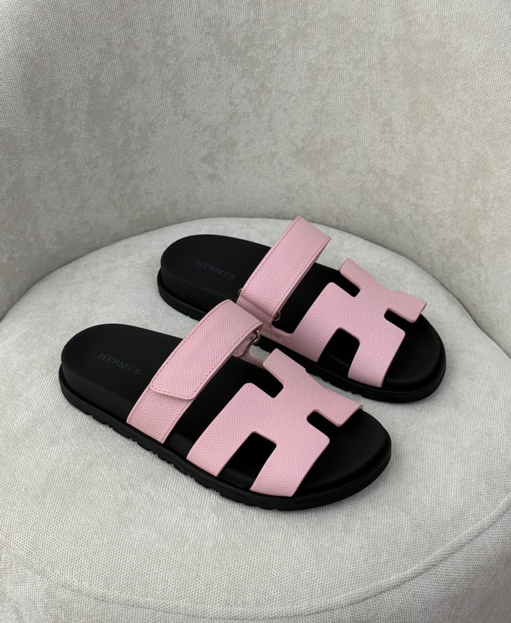 Hermes Slippers - Pink