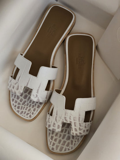 Hermès Crocodile-Print Slippers - White & Grey Embossed