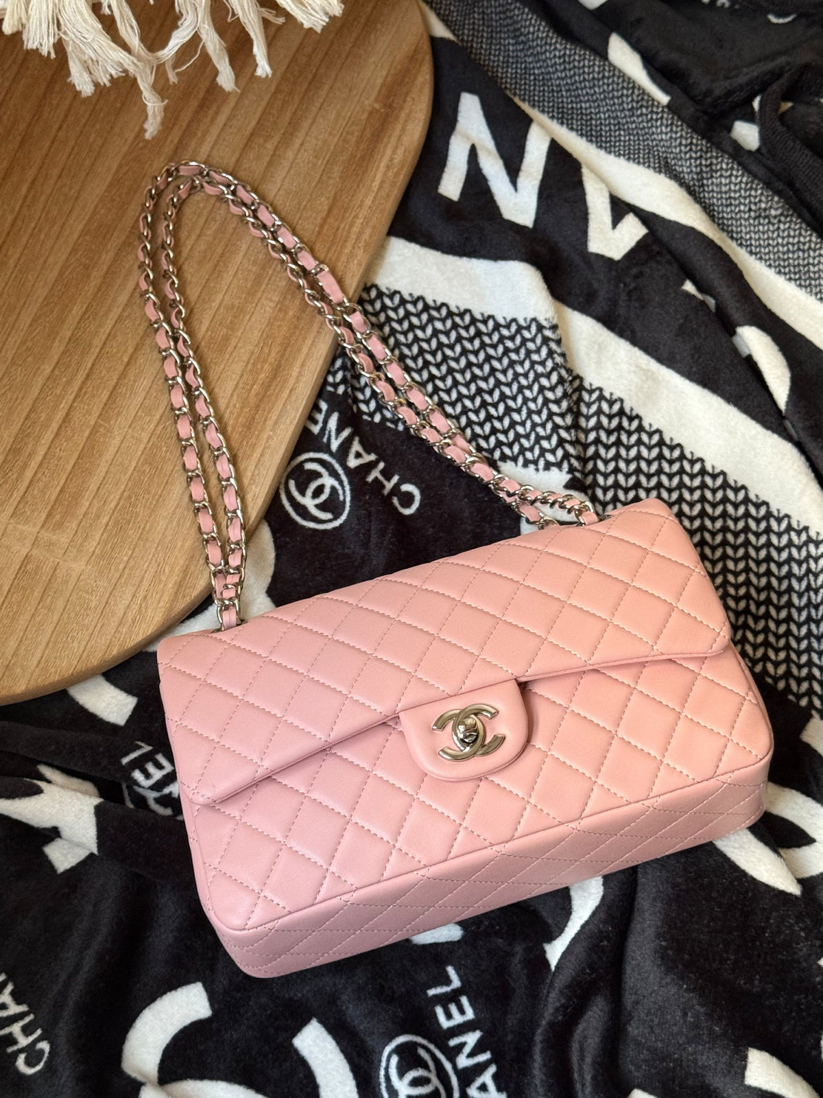 Chanel Shoulder Bag - Pink