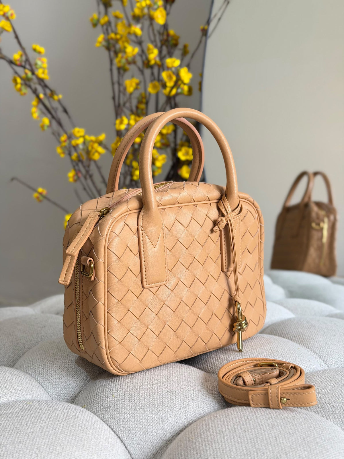 Bottega Handbag - Beige