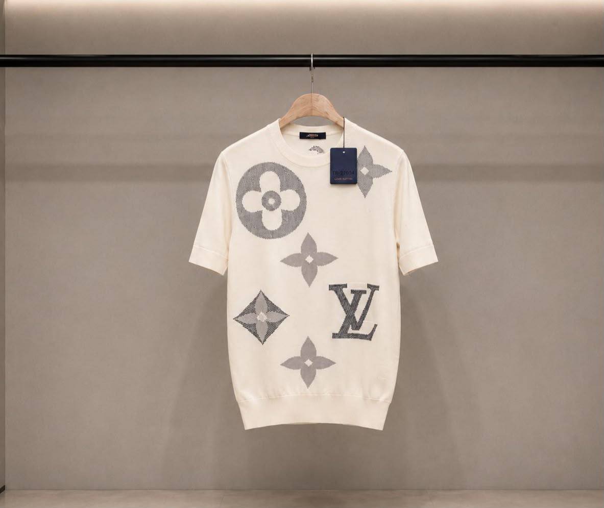 Louis Vuitton T-shirt - 