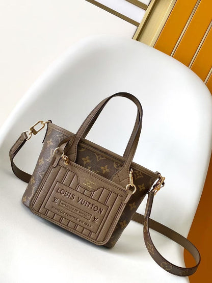 Louis Vuitton Pocket Tote Bag - Brown Monogram