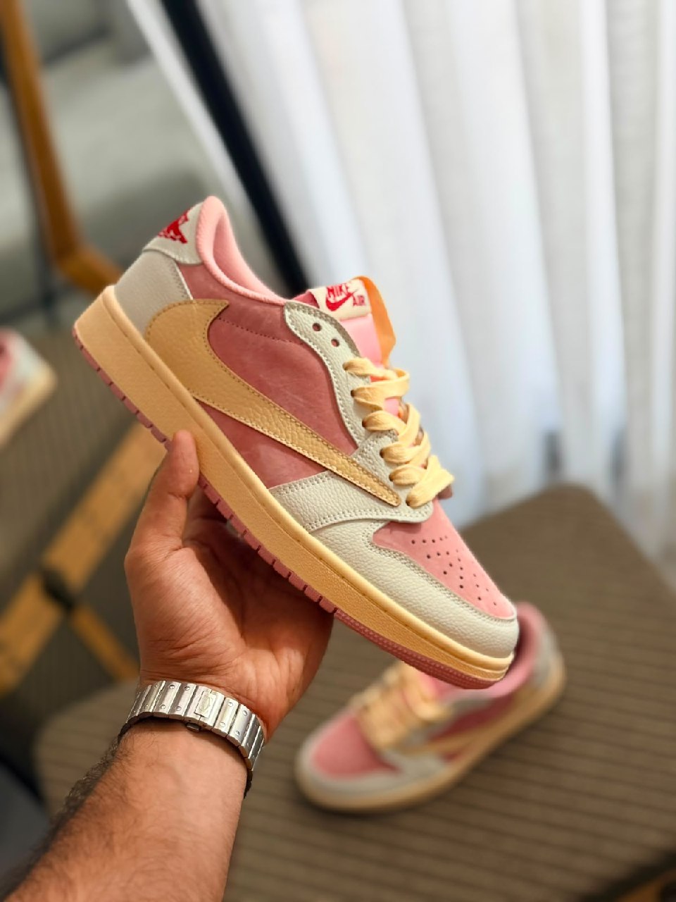 Nike Air Jordan 1 Low Reverse Swoosh Sneakers - Pink & White