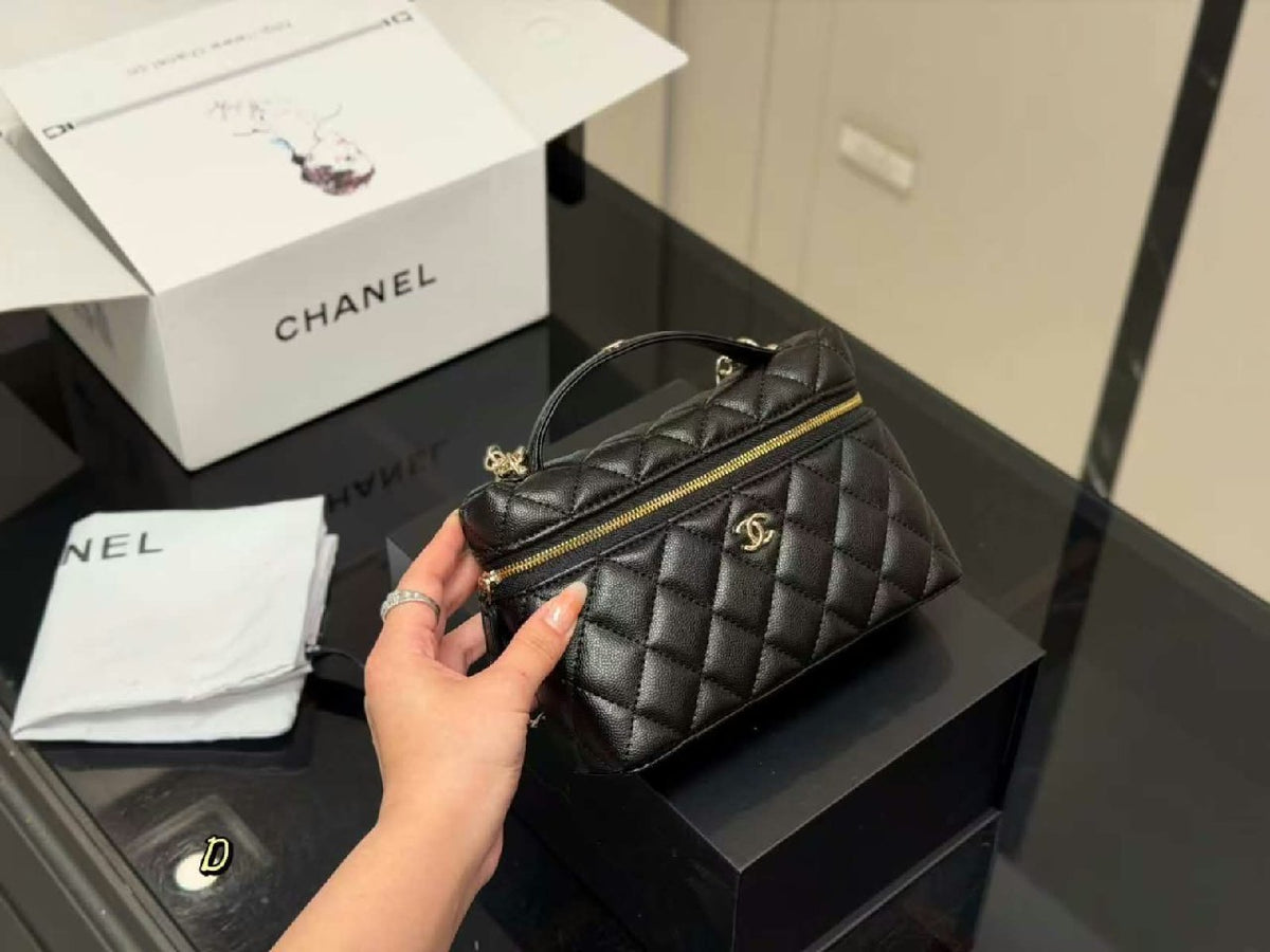 Chanel Shoulder Bag - Black