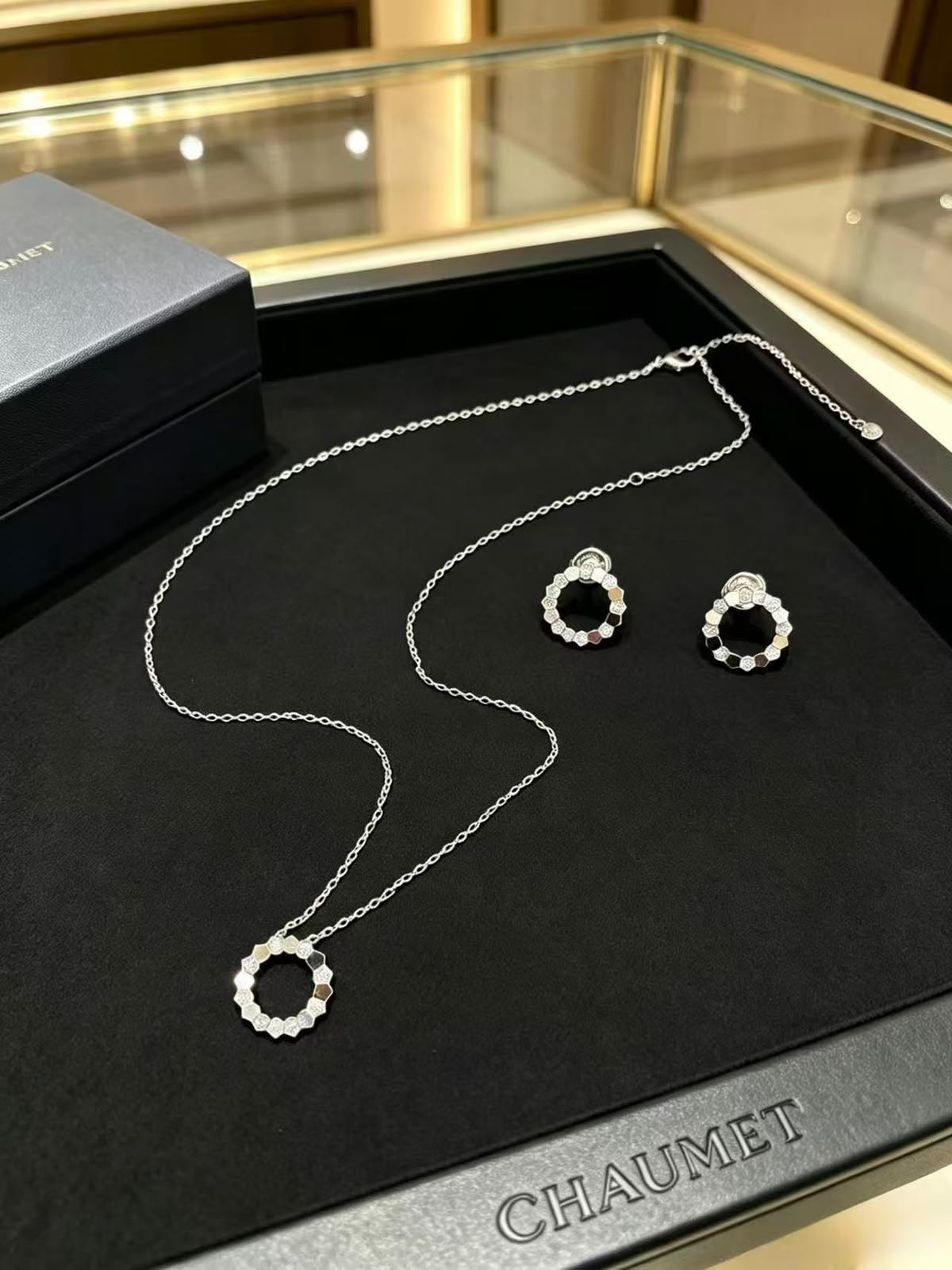 Chaumet Jewelry Set - Silver