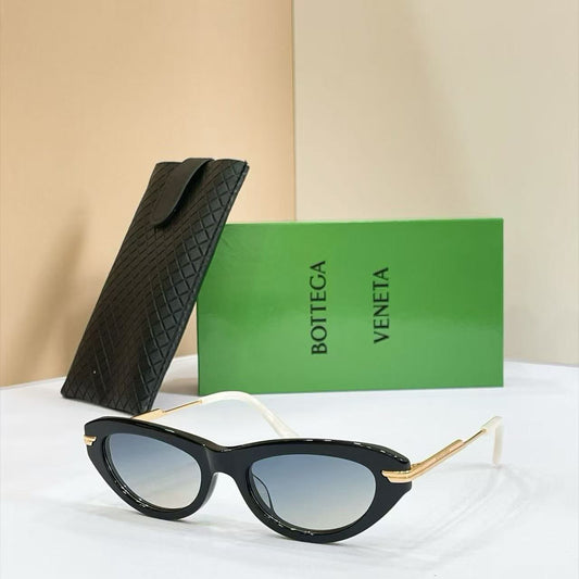 Bottega Veneta Sunglasses - 