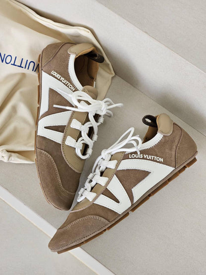 Louis Vuitton Shoes - 