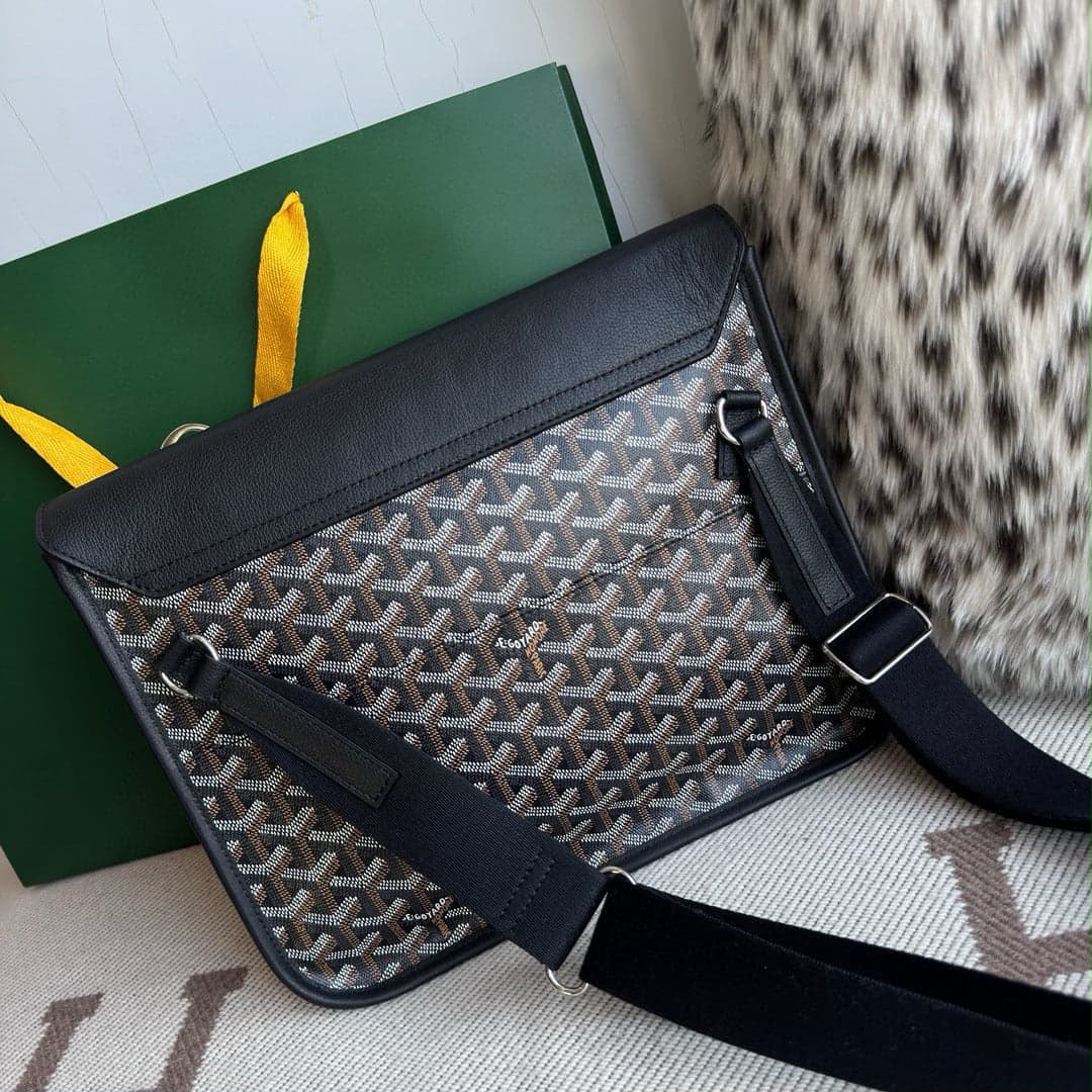 Goyard Coursier Messenger Bag - Black