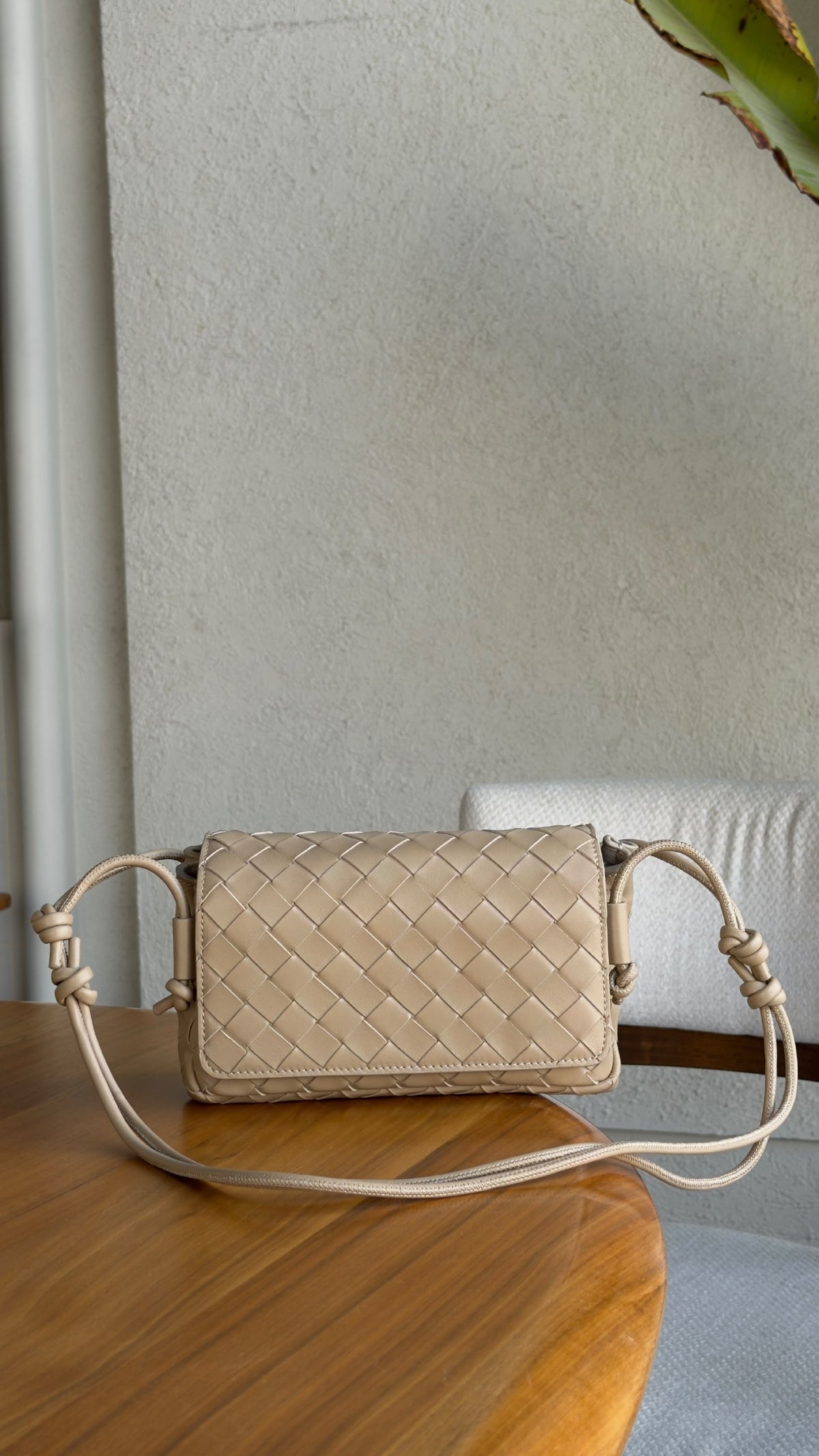 Bottega Veneta Notturno Crossbody Bag - Beige