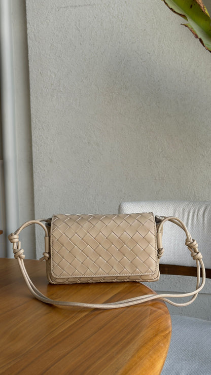 Bottega Veneta Notturno Crossbody Bag - Beige