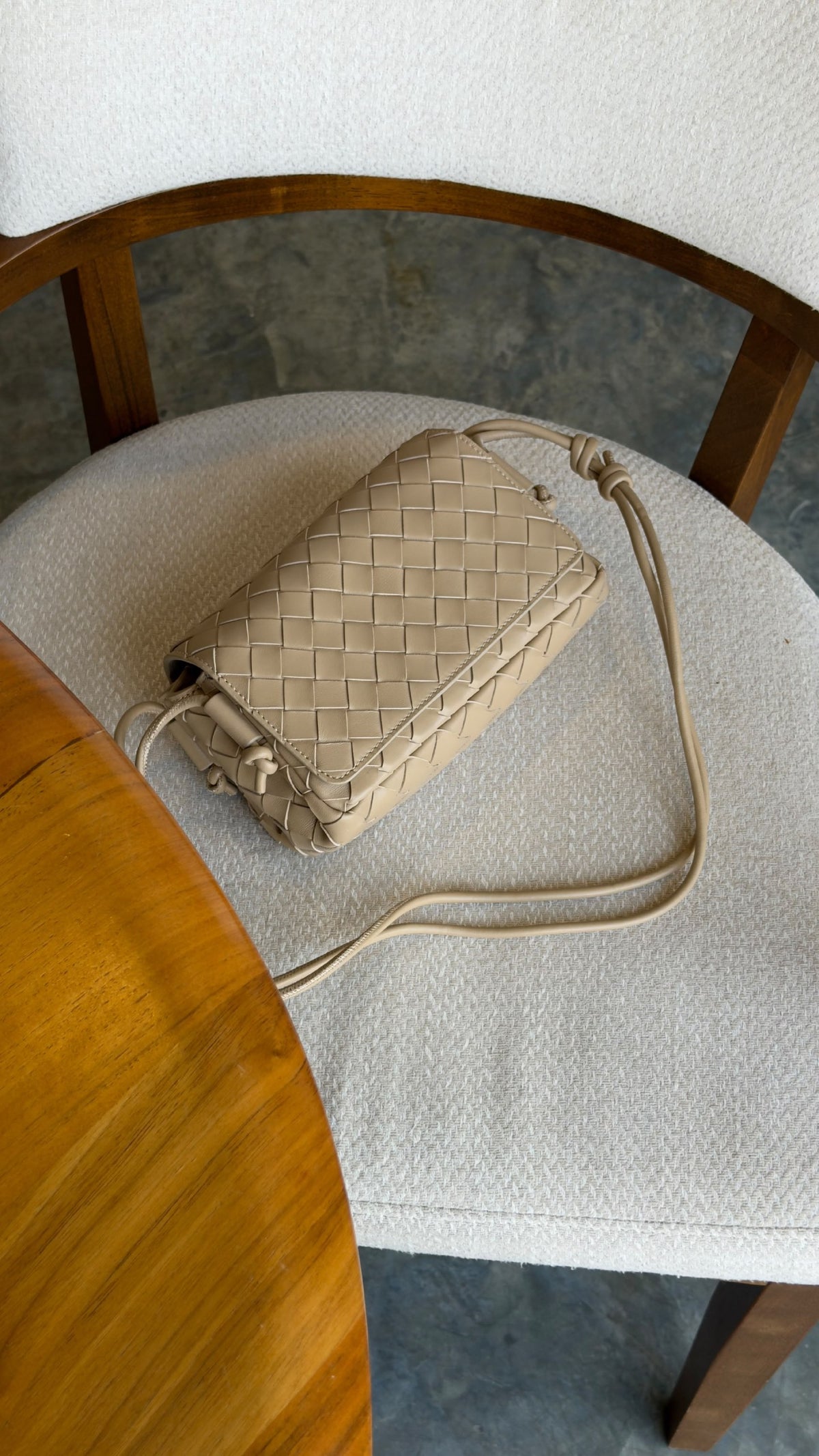 Bottega Veneta Notturno Crossbody Bag - Beige