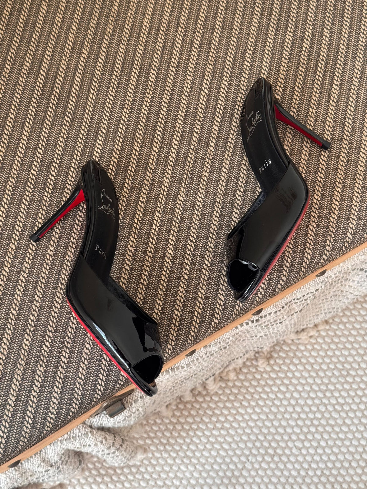 Christian Louboutin Wide-Band Heels - Black