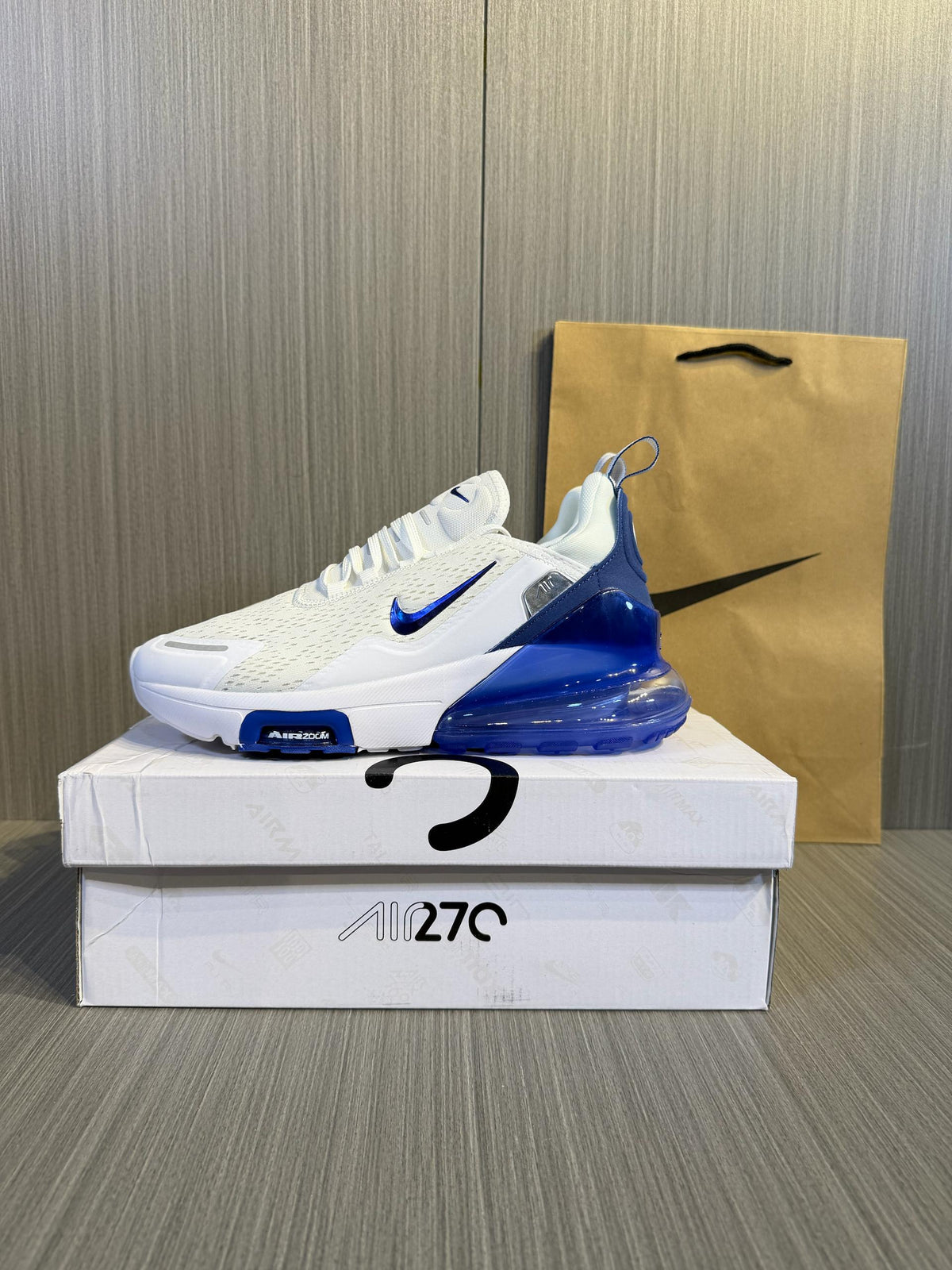 Nike Air Max 270 Premuim Sneakers - 
