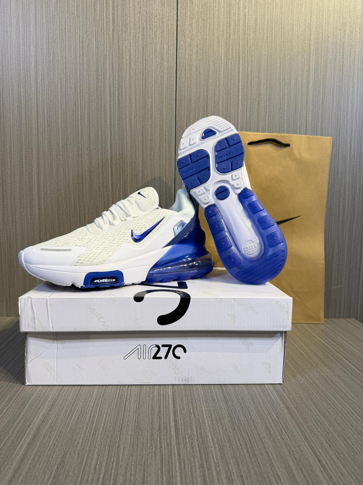 Nike Air Max 270 Premuim Sneakers - 