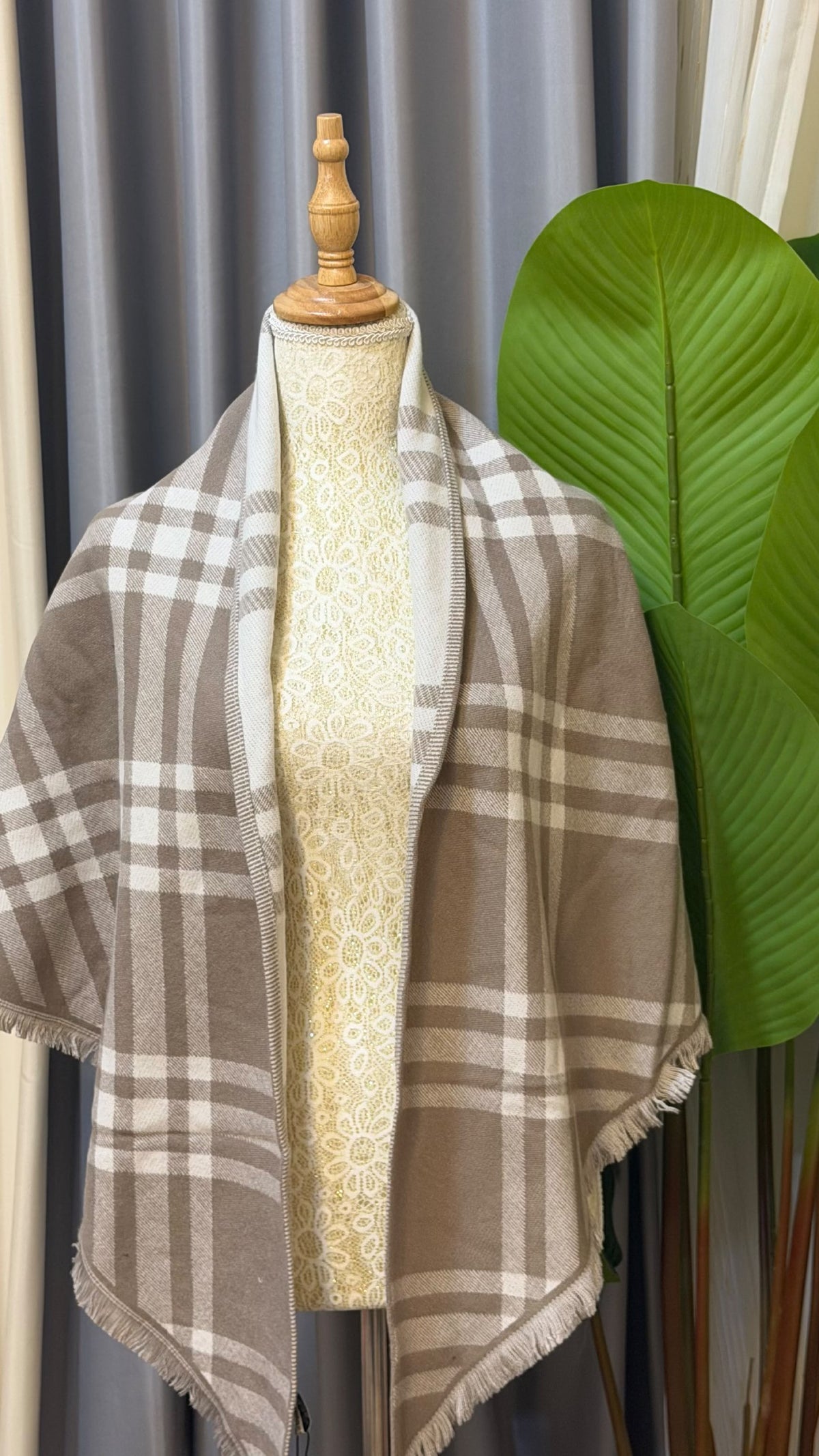 Burberry Scarf - Beige