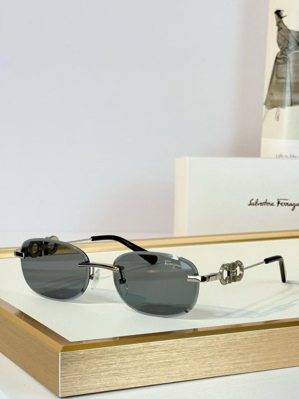 Salvatore Ferragamo Sunglasses - 