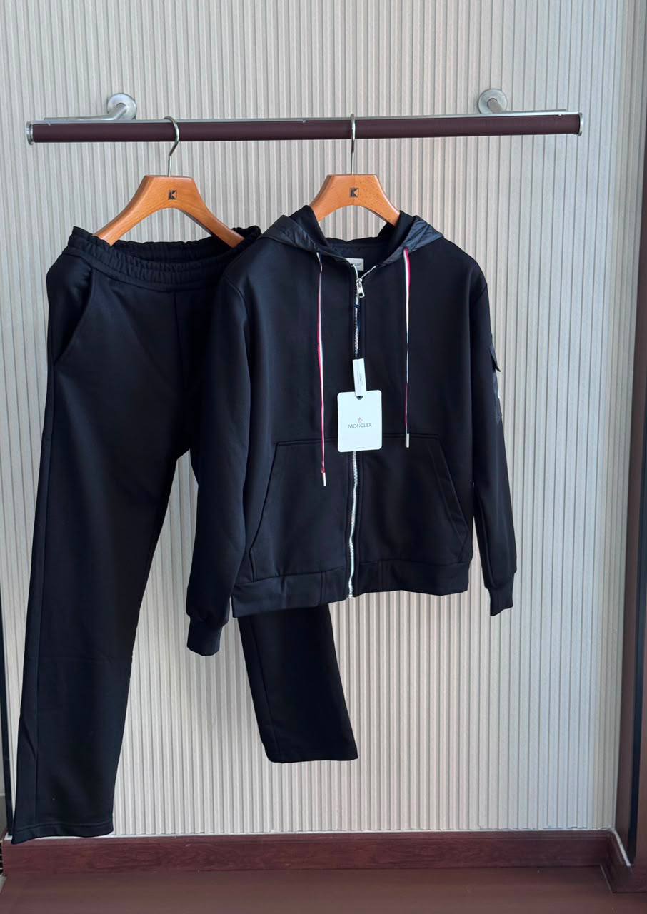 Moncler Tracksuit - 