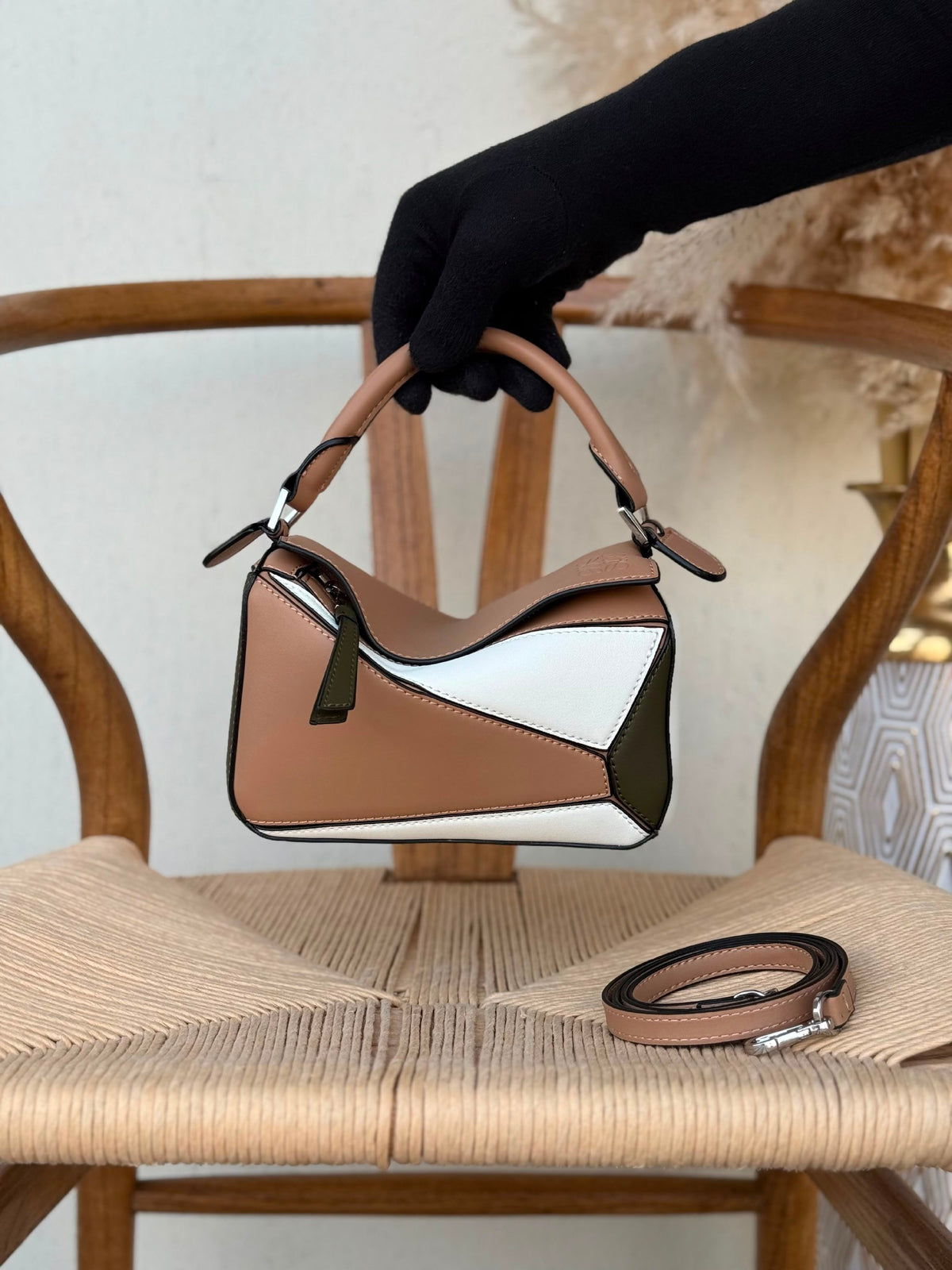 Loewe Handbag Geometric Puzzle - Beige Colorblock