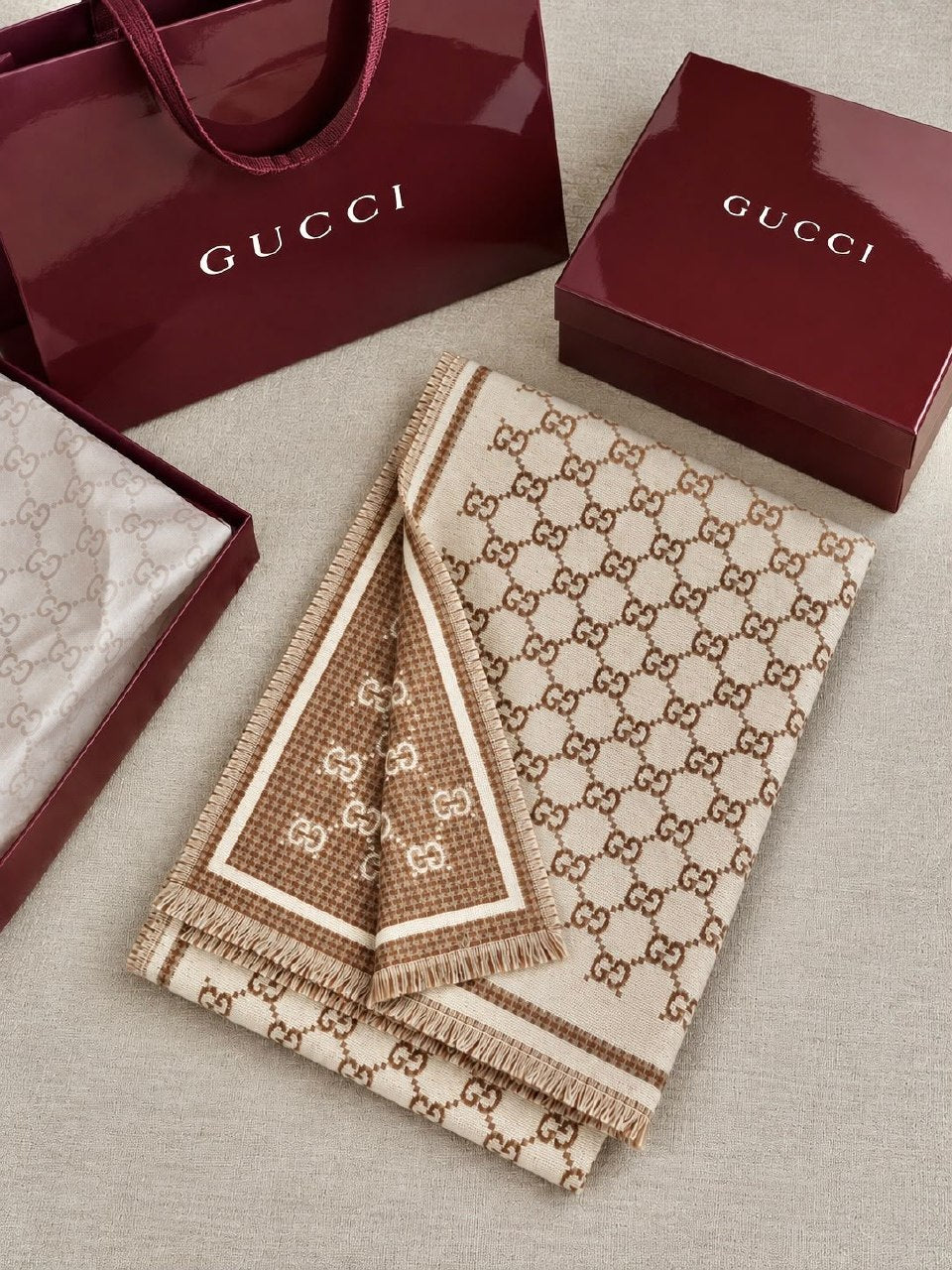 Gucci Diamond Pattern Shawl - Beige Monogram