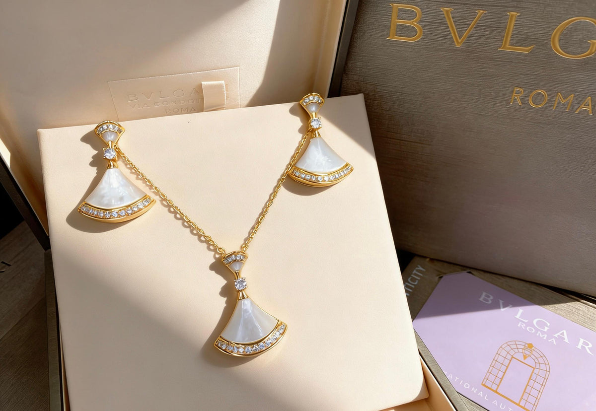 Bulgari Jewelry Set - Gold