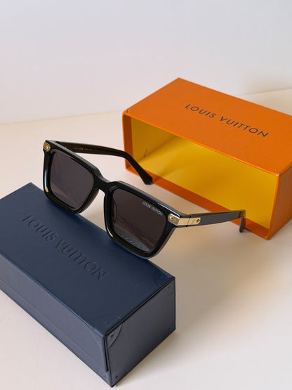 Louis Vuitton Sunglasses - Black