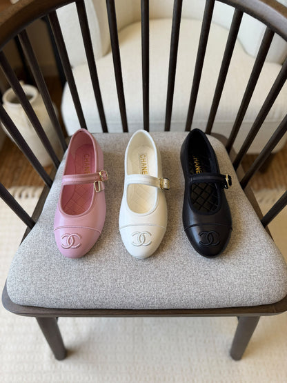 Chanel Slippers - Black, White, Pink