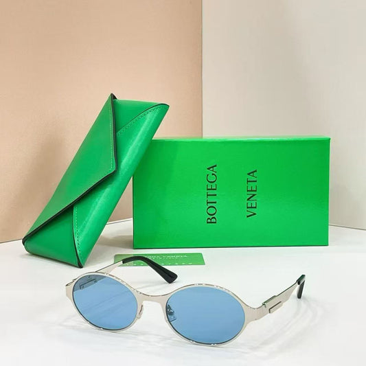 Bottega Veneta Oval Sunglasses - 