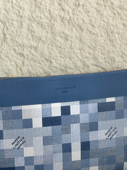 Louis Vuitton Clutch - Blue