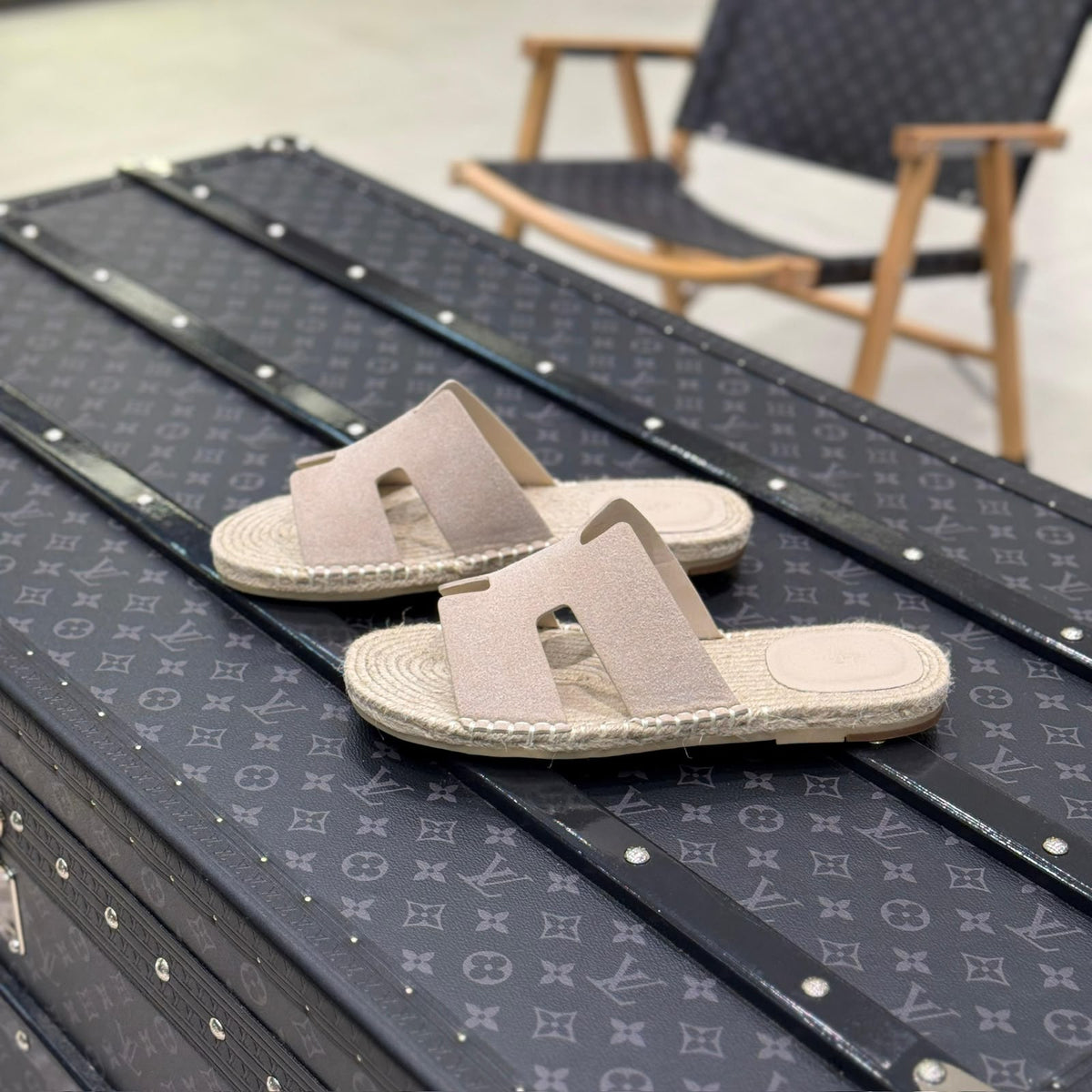 Hermès Slippers - Beige, Navy, Brown, Black