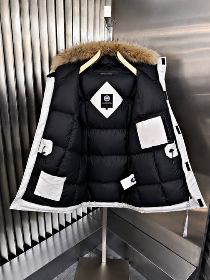 Canada Goose Jacket Flap-Pocket - White