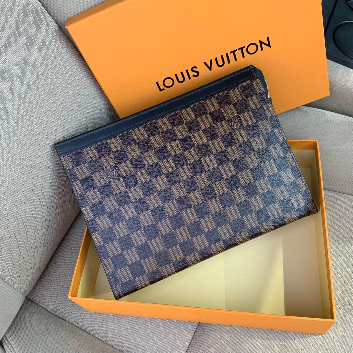 Louis Vuitton Zip Clutch - Brown