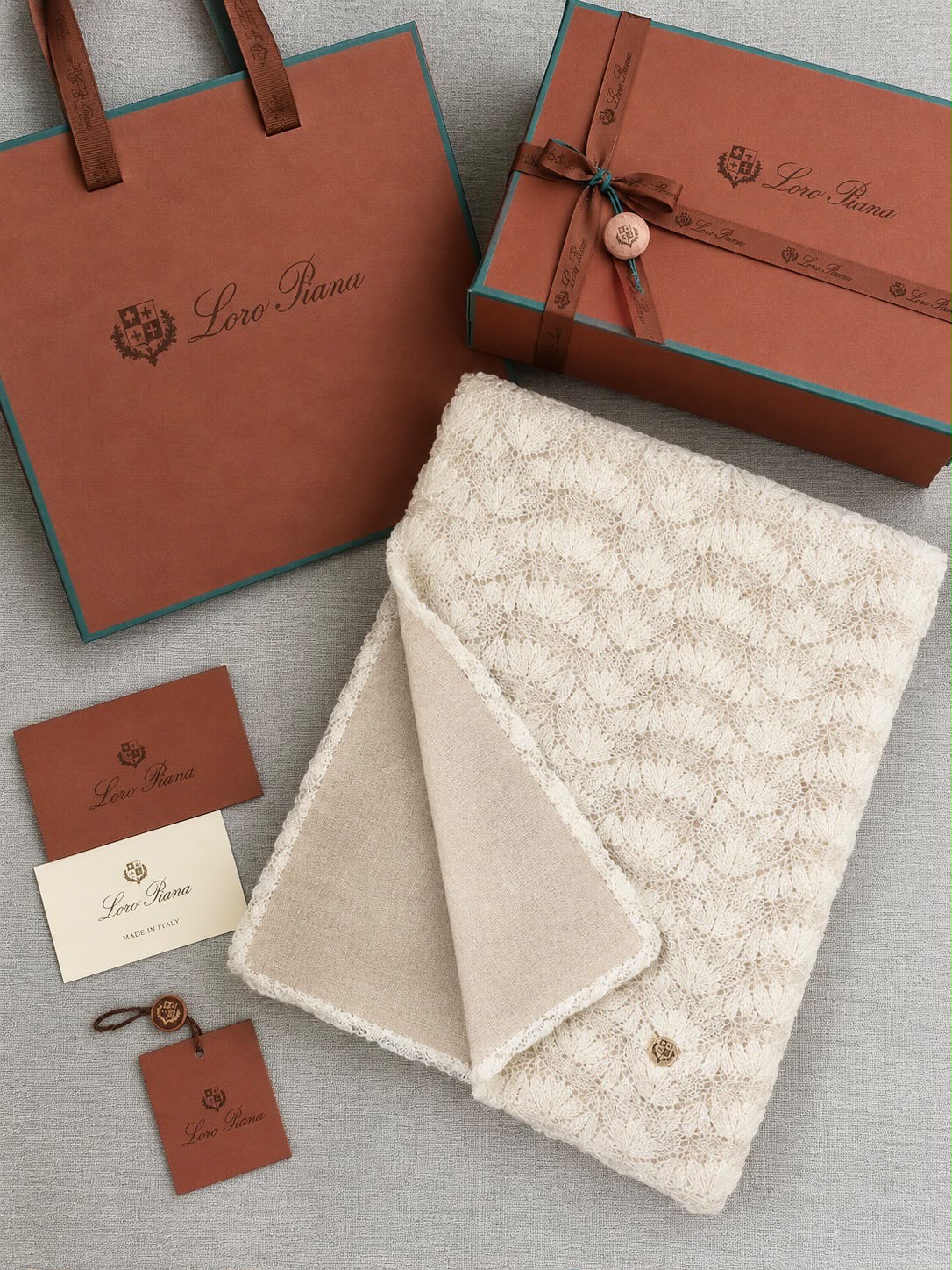 Loro Piana Shawl - Beige